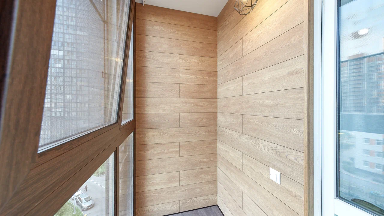 Отделка балконов под ключ в Раменском